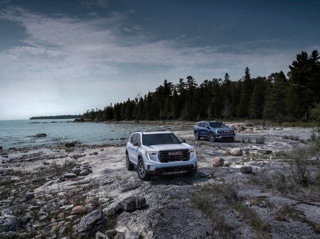 All-New 2024 GMC Acadia AT4 and Denali