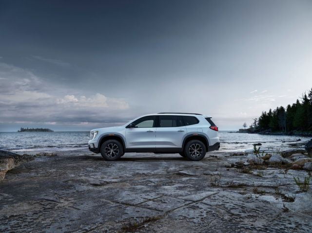 All-New 2024 GMC Acadia AT4